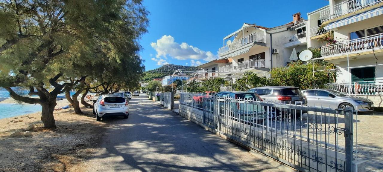 Apartments Ana Bilota Seget Vranjica Ngoại thất bức ảnh