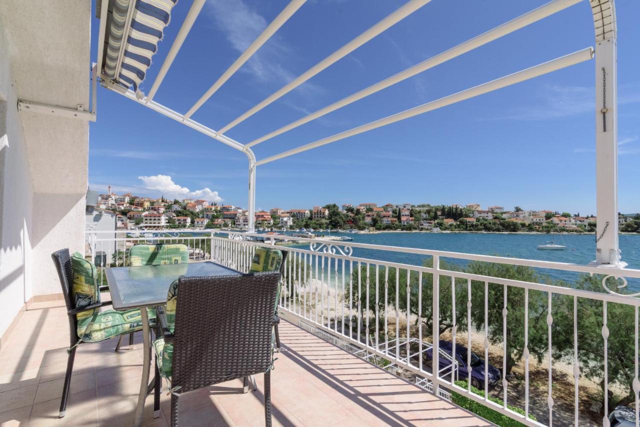 Apartments Ana Bilota Seget Vranjica Ngoại thất bức ảnh