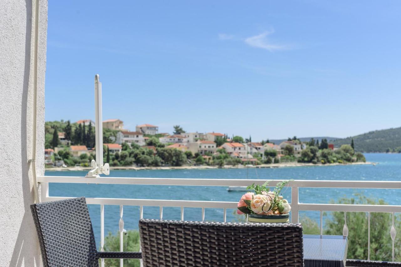 Apartments Ana Bilota Seget Vranjica Ngoại thất bức ảnh